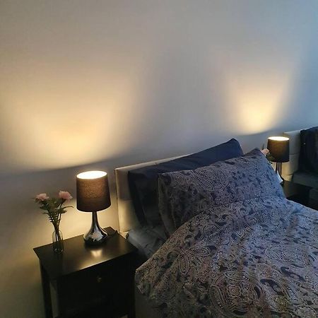 3Beds Family Friendly In London With Good Transport Linksアパートメント エクステリア 写真