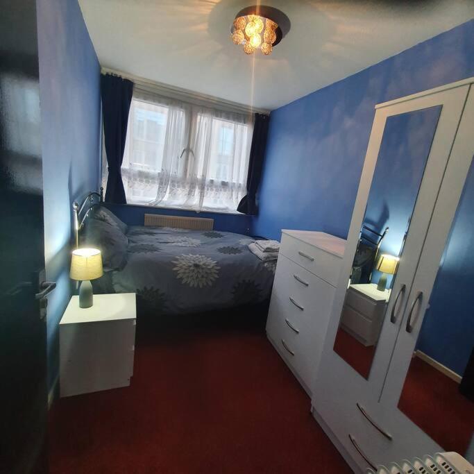 3Beds Family Friendly In London With Good Transport Linksアパートメント エクステリア 写真